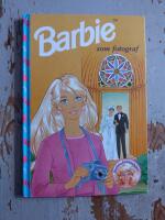 Barbie som fotograf
