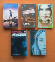 F&aring;gelbov&auml;gen 32.  och fyra b&ouml;cker till