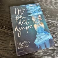 Ut p&aring; det djupa