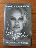 Love, Pamela : den officiella biografin