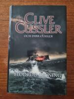 Blodr&ouml;d gryning : en Dirk Pitt-roman