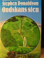  Ondskans sten Kr&ouml;nikorna om Thomas Covenant, den klentrogne
