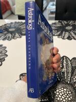 Astrologi : -en v&auml;g till inre harmoni