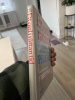 Ett ord i r&auml;ttan tid och 3529 andra ordspr&aring;k och tales&auml;tt