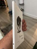 Den svarta hunden : ess&auml; och dikter