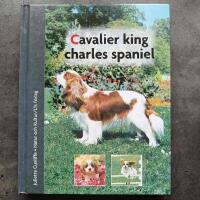 Cavalier king charles spaniel Bok Hund Rasbok