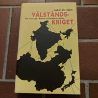 V&auml;lst&aring;ndskriget : hur makt och rikedom omf&ouml;rdelas i v&auml;rlden