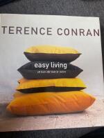 Easy living : ett hem d&auml;r livet &auml;r sk&ouml;nt