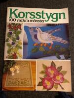 100 vackra m&ouml;nster i korsstygn