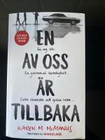 En av oss &auml;r tillbaka