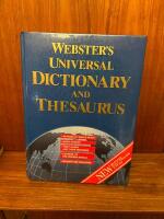 Webster's universal dictionary and thesaurus : plus world maps in color