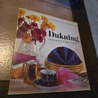 Dukning och servettbrytning
