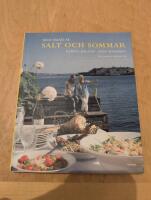 Med smak av salt och sommar - Ulrika Jisland, Anna Jonassen ; foto: Martin Skredsvik