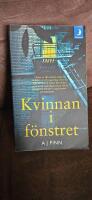 Kvinnan i f&ouml;nstret