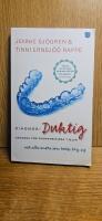 Diagnos: duktig : handbok f&ouml;r &ouml;verambiti&ouml;sa tjejer och alla andra som borde bry sig