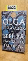 Spel p&aring; m&aring;nga sm&aring; trummor