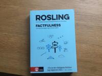 Factfulness : tio knep som hj&auml;lper dig f&ouml;rst&aring; v&auml;rlden