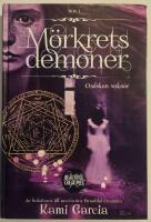 M&ouml;rkrets demoner. Bok 1, Ondskan vaknar