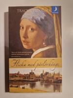 Flicka med p&auml;rl&ouml;rh&auml;nge