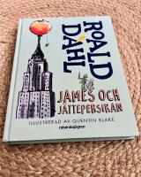 James och J&auml;ttepersikan