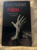F&auml;llan : [en thriller]