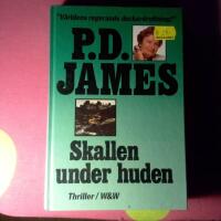 Skallen under huden : [thriller]