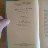 Litteraturhandboken &ndash; Ny ut&ouml;kad upplaga av "Vem skrev vad"