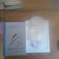 Fr&aring;n alf&aring;gel till &auml;rts&aring;ngare : [en bok om svenska f&aring;glar]