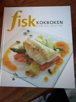 Fiskkokboken : en kokbok f&ouml;r alla som trivs i k&ouml;ket