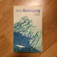 Underg&aring;ng : [roman]