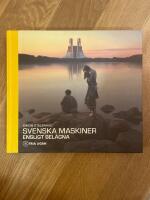 Svenska maskiner - ensligt bel&auml;gna