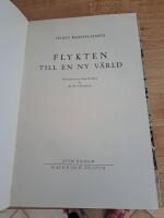 Flykten till en ny v&auml;rld