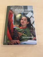 Elevh&auml;lsa b&ouml;rjar i klassrummet