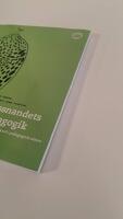Lyssnandets pedagogik : etik och demokrati i pedagogiskt arbete