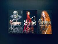 The Lunar Chronicles: Cinder, Scarlet, Cress