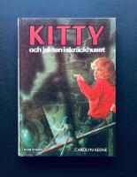 Kitty och jakten i skr&auml;ckhuset