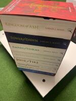 Throne of Glass Paperback Box Set