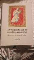 Det visa leendet och det narraktiga gapskrattet