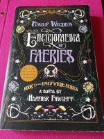 Emily Wilde's Encyclopaedia of Faeries (Book 1 of the Emily Wilde Series)