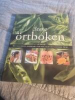 Stora örtboken : den fullständiga handboken i hur man odlar och använder örter