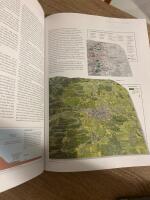 Oz Clarke's vinatlas : v&auml;rldens fr&auml;msta vinomr&aring;den och viner