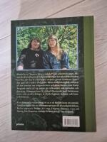 Blombok : rapport fr&aring;n en tr&auml;dg&aring;rd