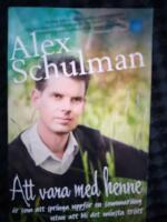 Att vara med henne &auml;r som att springa uppf&ouml;r en sommar&auml;ng...