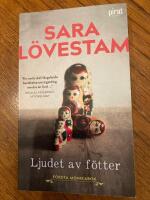 Ljudet av f&ouml;tter : f&ouml;rsta Monikabok