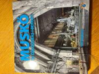 Musk&ouml; : en &ouml;rlogsbas i berget