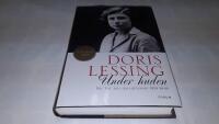 Under huden : Del 1 av min sj&auml;lvbiografi 1919-1949