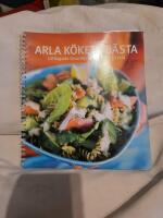 Arla k&ouml;kets b&auml;sta : l&auml;ttlagade favoriter f&ouml;r vardag och fest