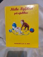Nicke Nyfiken p&aring; sjukhus