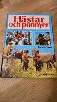 H&auml;star och ponnyer