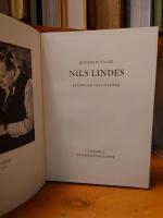 Hovbokbindare Nils Lindes st&auml;mplar och fileter.